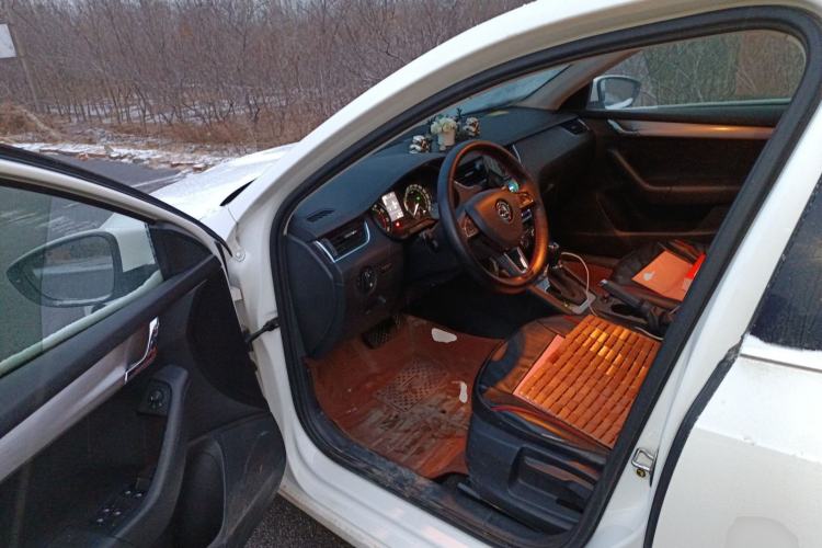 Used Skoda Octavia 2019 1.5L Automatic SmartDrive Comfort Edition China V Standard