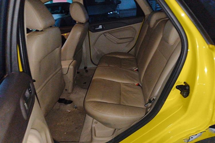 Used Ford Focus 2013 Hatchback Classic 1.8L Manual Fashion Edition Left Rear Seat