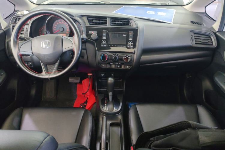 Used Honda Fit 2020 1.5L CVT Comfort Sunroof Version Center Console