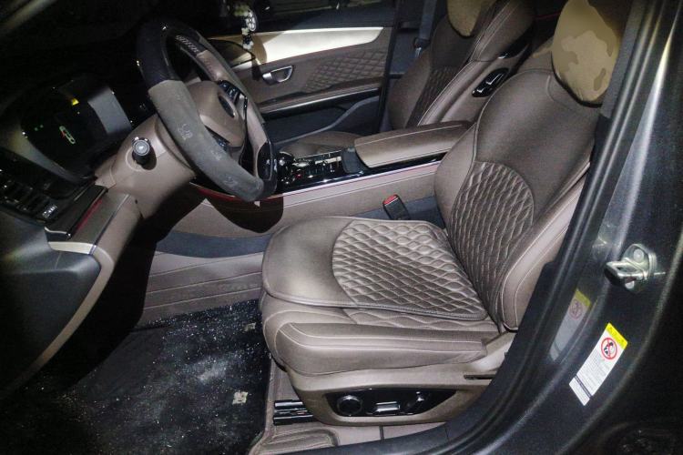 Used BYD Han 2023 EV Champion Edition 605KM Front-Drive Premium Model