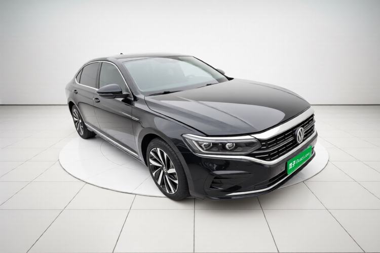 Used Volkswagen Passat 2022 380TSI Luxury Edition Exterior 1