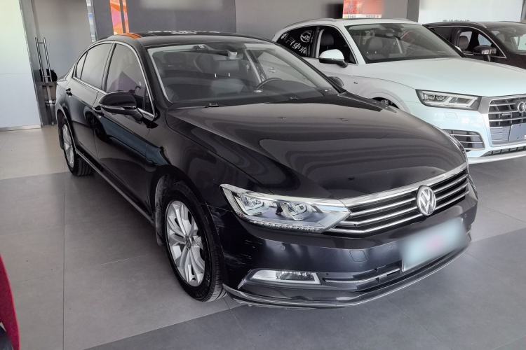 Used Volkswagen Magotan 2017 330TSI DSG Luxury Model