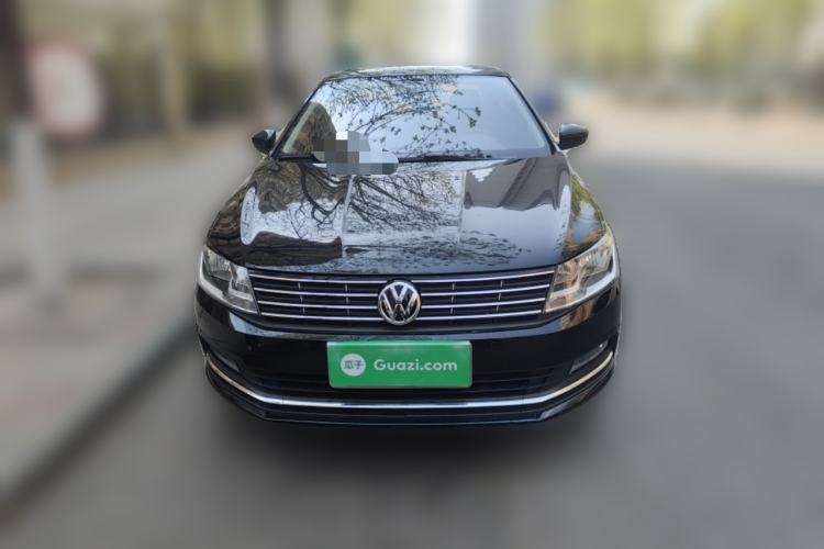 Used Volkswagen Lavida 2015 1.6L Manual Comfort Edition Front