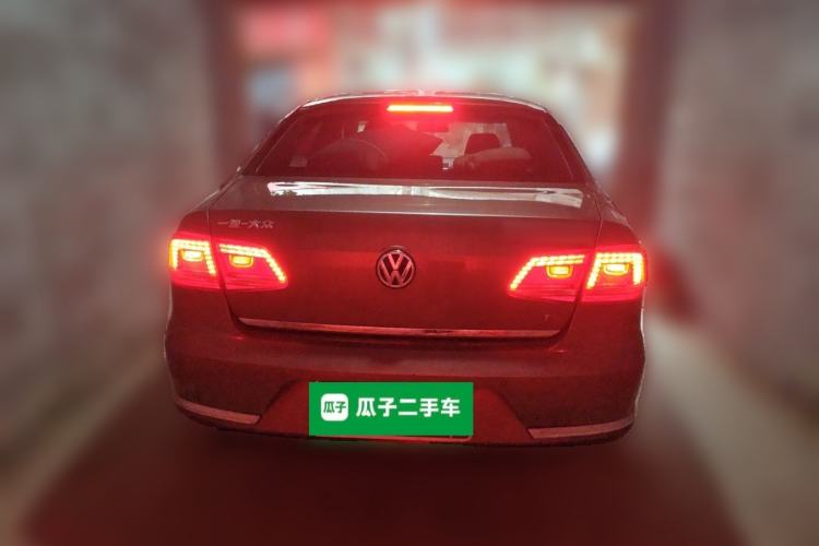 Used Volkswagen Magotan 2013 1.8TSI Luxury Model Rear