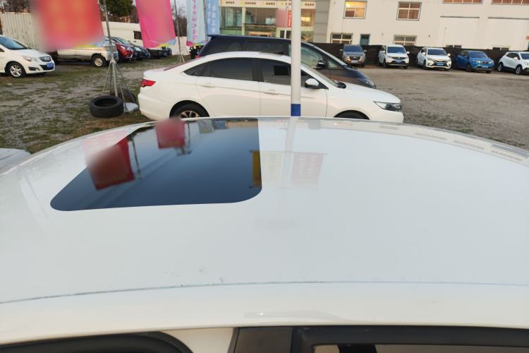 Used Volkswagen Santana 2015 1.6L Manual Fashion Edition Roof