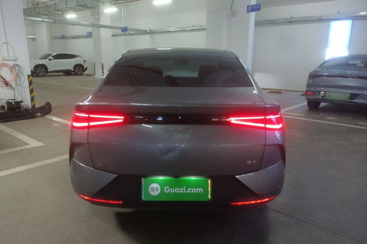 Used BYD e7 2025 Model 520 Smart Travel Edition