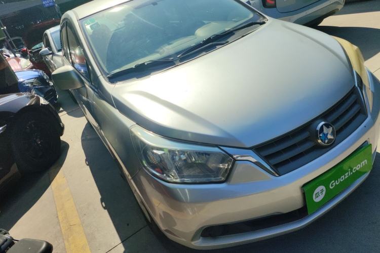 Used Venucia R50 2013 1.6L Manual Fashion Edition
