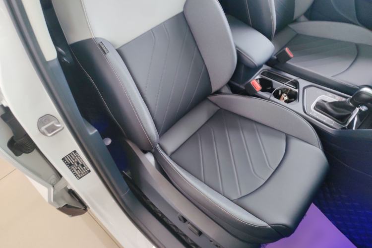 Used Volkswagen Tharu 2024 300TSI Two-Wheel-Drive Full Moon Edition
