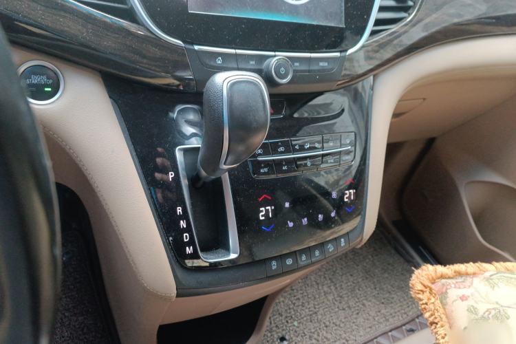 Used Buick GL8 2017 ES 28T Flagship Model China V Standard