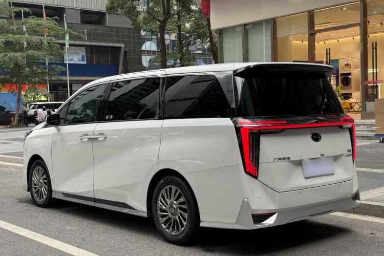 Used GAC Trumpchi M8 2023 Zongshi Series Dual-Motor Supreme Edition