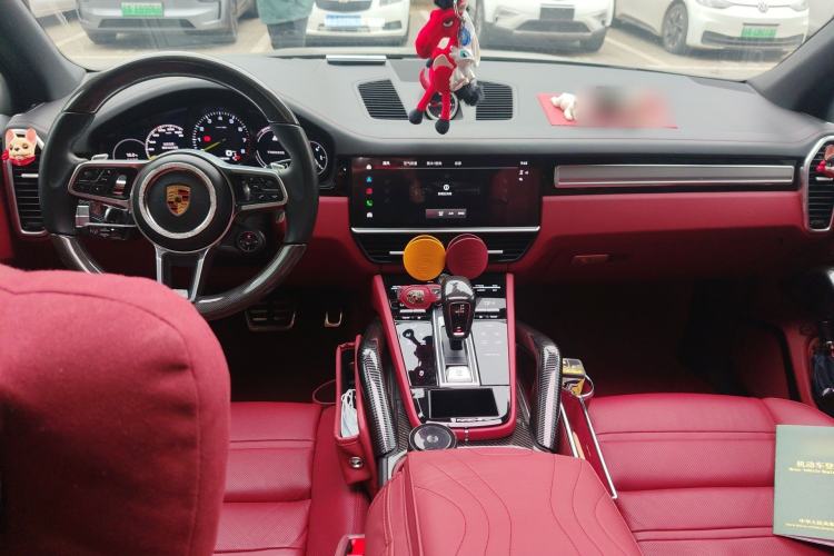 Used Porsche Cayenne E-Hybrid 2023 Cayenne E-Hybrid 2.0T Platinum Edition Center Console