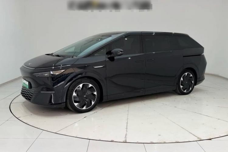 Used XPeng X9 2024 702 Ultra-Long Range Max