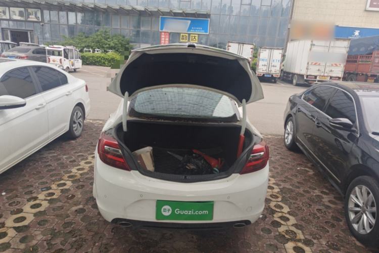 Used Buick Regal 2015 1.6T Leading Technology Model Trunk