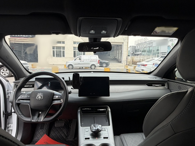 BYD Qin PLUS 2025 DM-i Smart Drive 55KM Leading Model — снимка 18