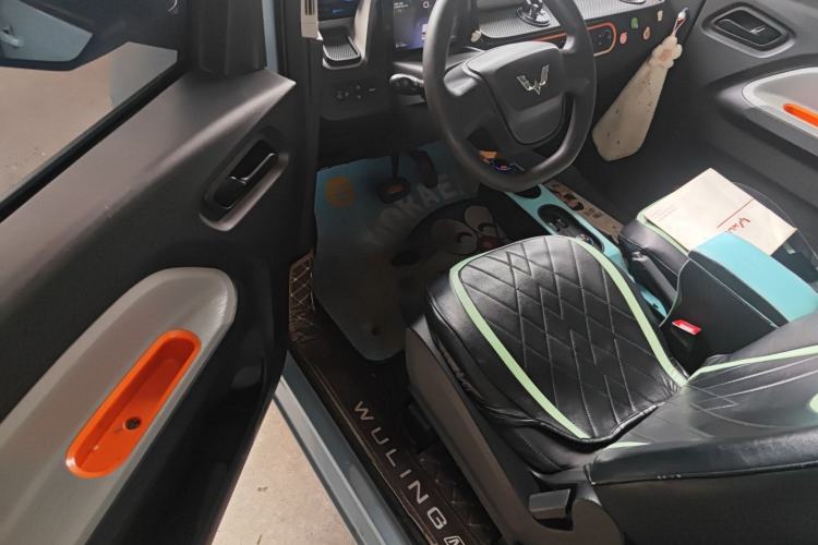 Used Wuling Hongguang MINIEV 2020 Enjoyment Model Lithium Iron Phosphate Driver Seat