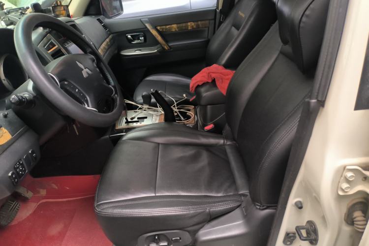Used Mitsubishi Pajero 2019 3.0L Automatic Standard Edition
