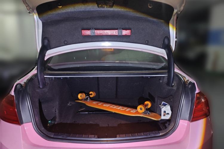 Used BMW 3 Series 2013 320i Sport Edition Trunk