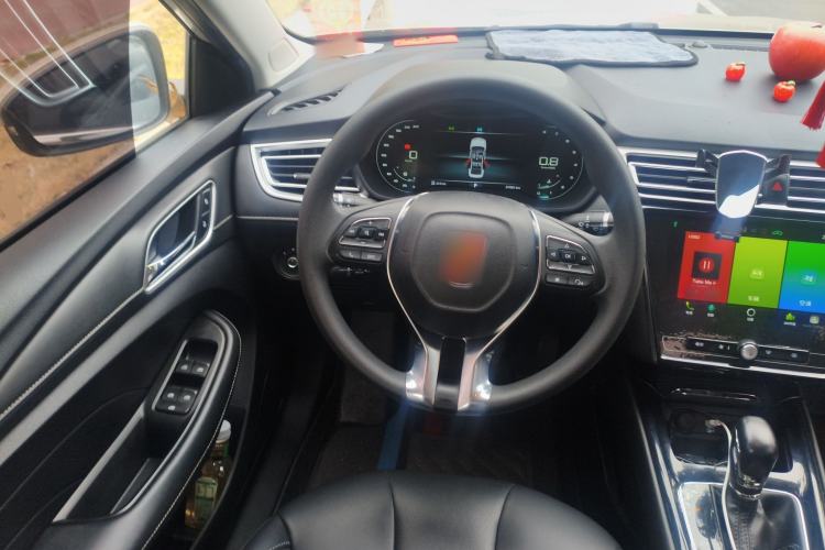 Used Roewe i5 2020 1.5L Automatic 4G Connect Luxury Flagship Edition Steering Wheel