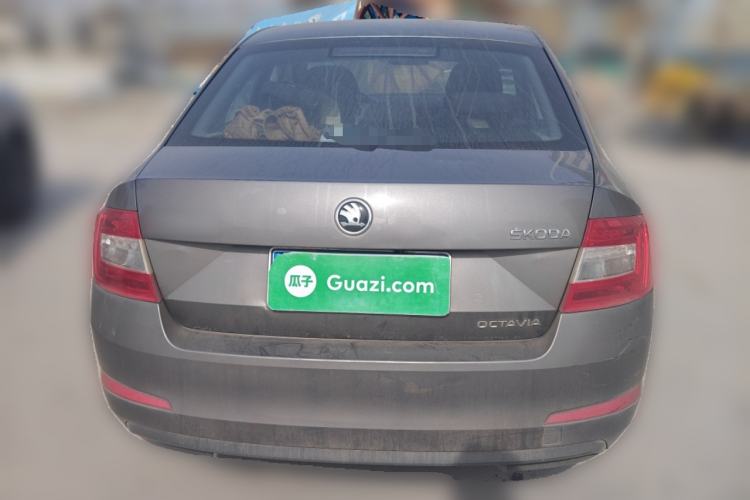 Used Skoda Octavia 2017 1.6L Manual Front-Wheel-Drive Version