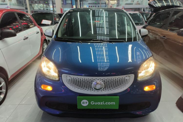 Used smart forfour 2016 1.0L 52 kW Passion Edition
