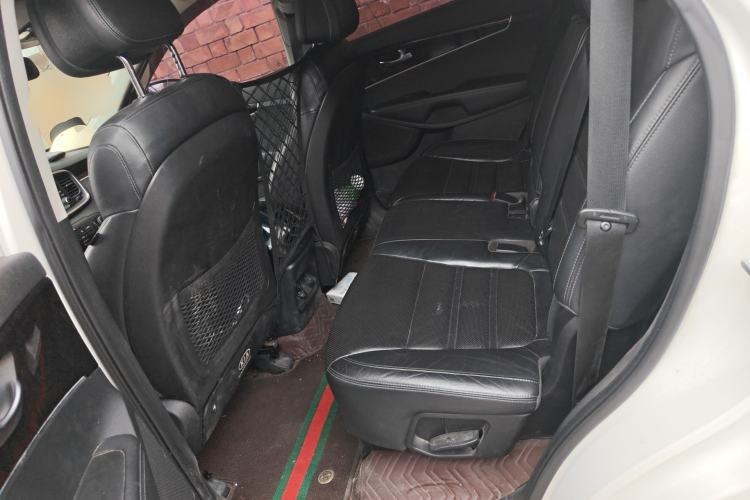 Used Kia Sorento 2015 Sorento L 2.4L Gasoline 4WD Elite Edition 7 Seats China IV Standard
