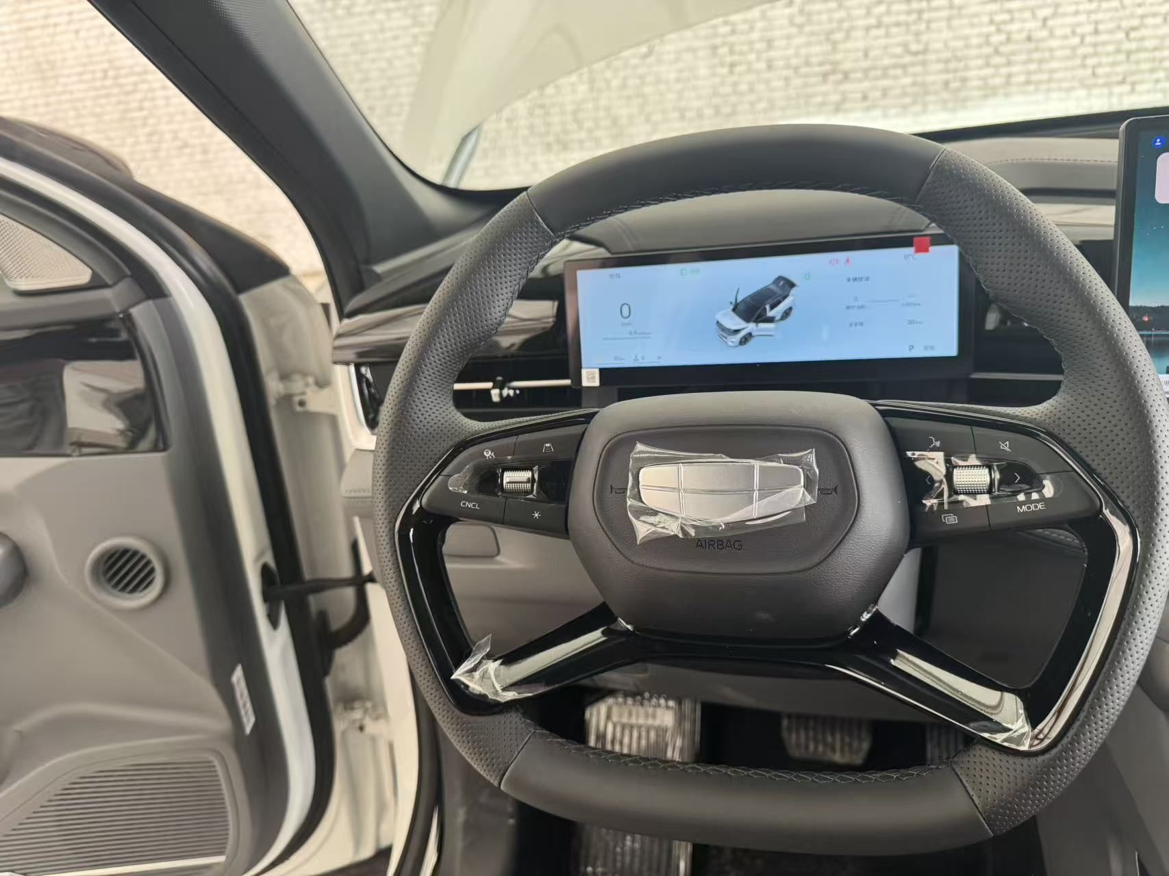 Geely Auto Emgrand X7 Sport 2026 Model 1.5TD Wonderful — снимка 13