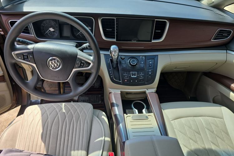 Used Buick GL8 2018 28T Comfort Model China VI Standard
