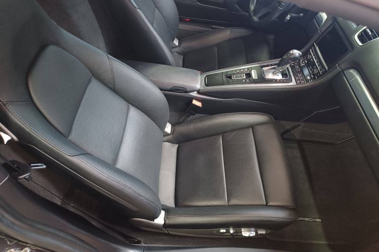 Used Porsche Boxster 2013 Boxster 2.7L
