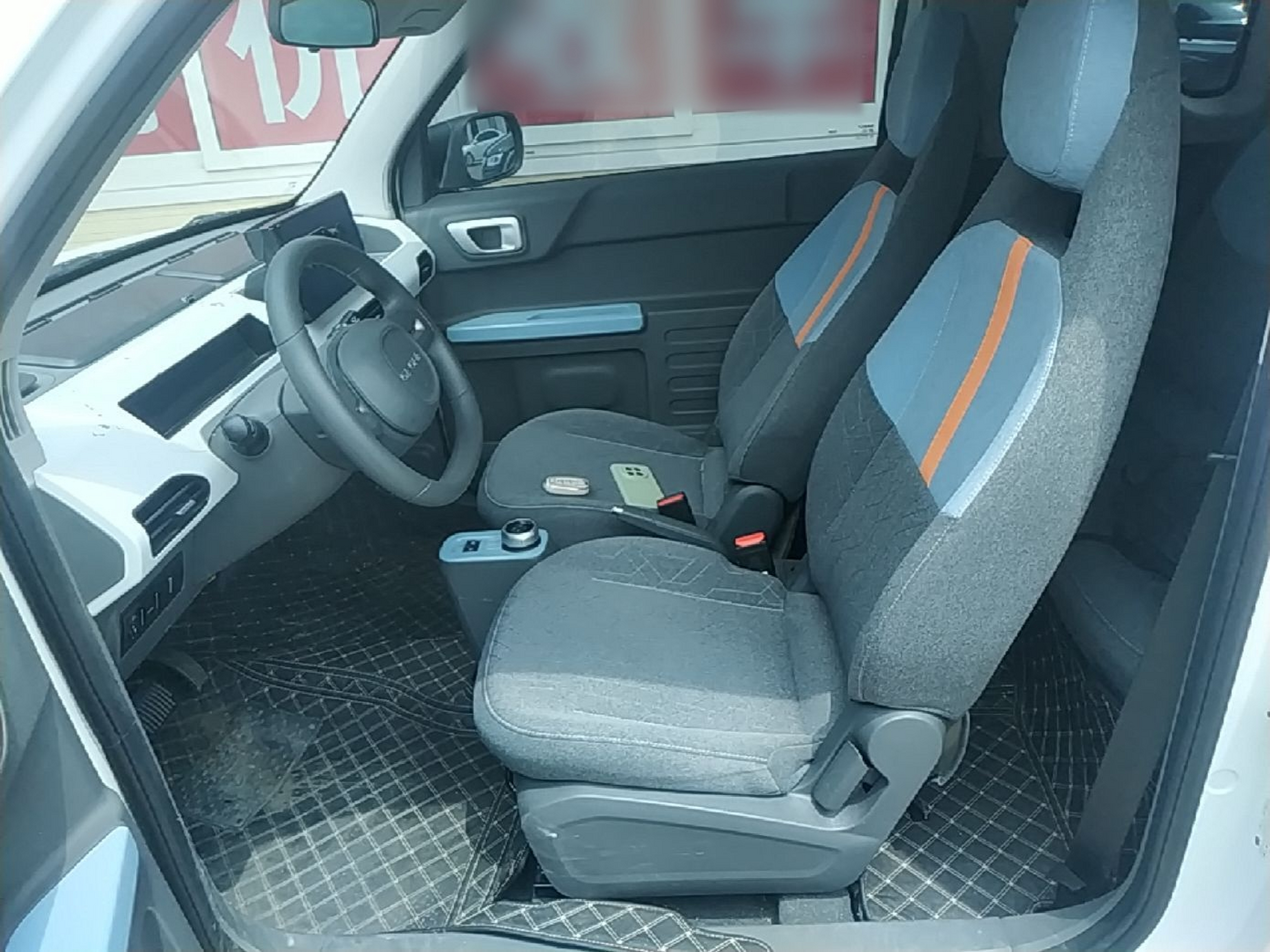 Interior delantero