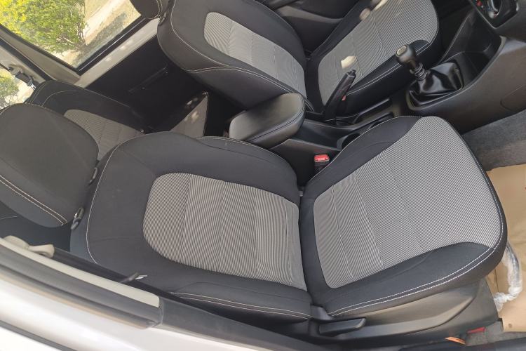 Used Wuling Hongguang 2021 1.5L Revised S Base Version with Electric Power Steering LAR
