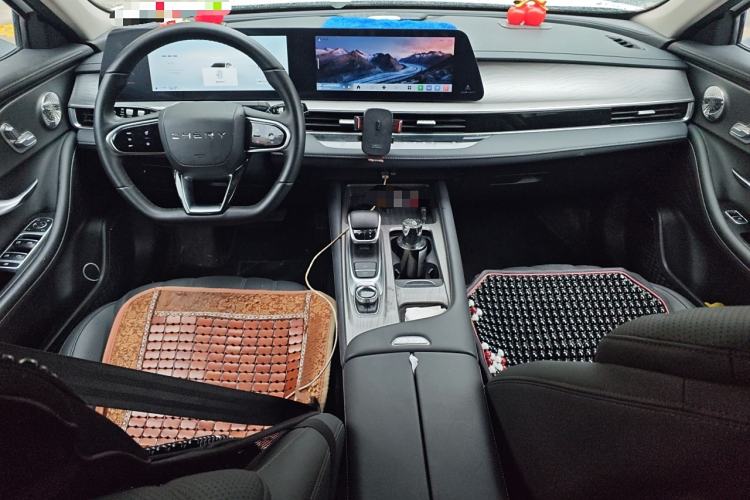 Used Chery Fengyun A8 2024 127 Long-Range Version Comfort Edition Center Console