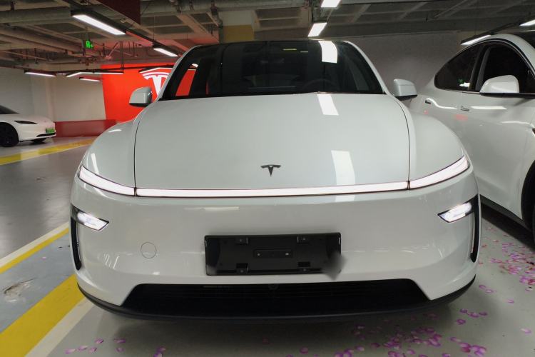 Used Tesla Model Y 2026 Rear-Drive Model
