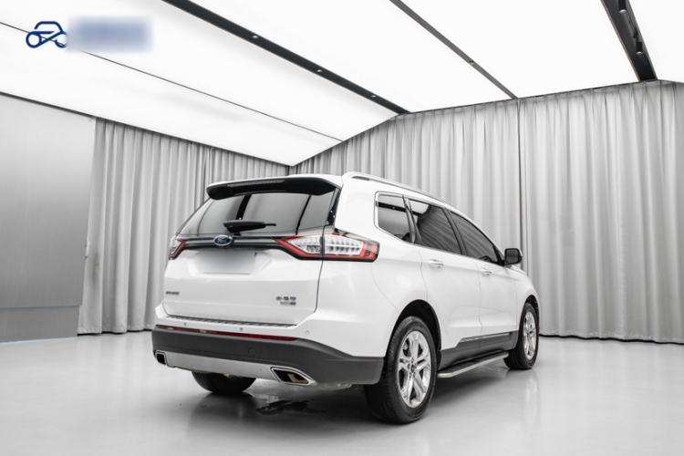 Used Ford Edge 2016 EcoBoost 245 Four-Wheel Drive Titanium Edition 7-Seater
