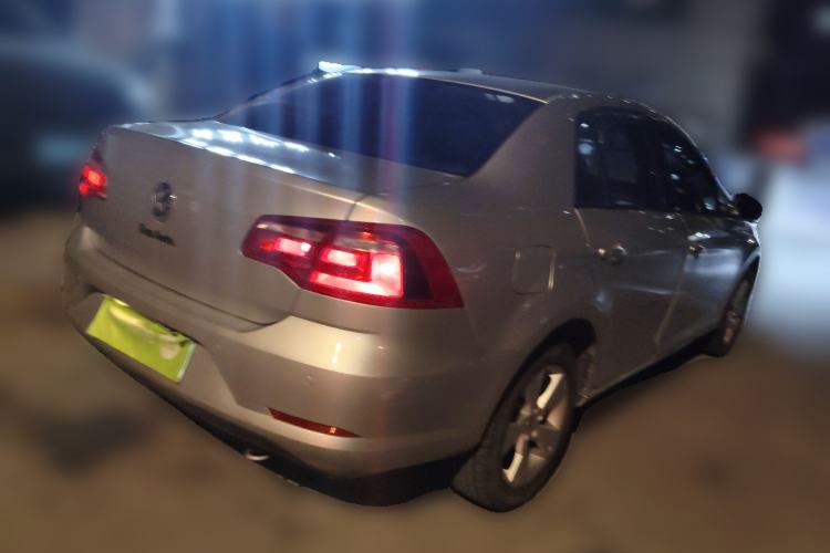 Used Volkswagen Bora 2015 Value Edition 1.6L Manual Fashionable Style
