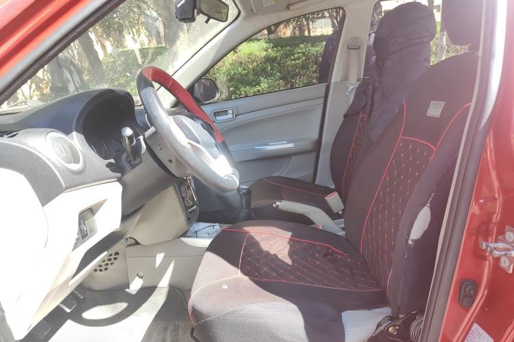 Used Changan Alsvin V3 2012 1.3L Manual Luxury Version China IV Standard