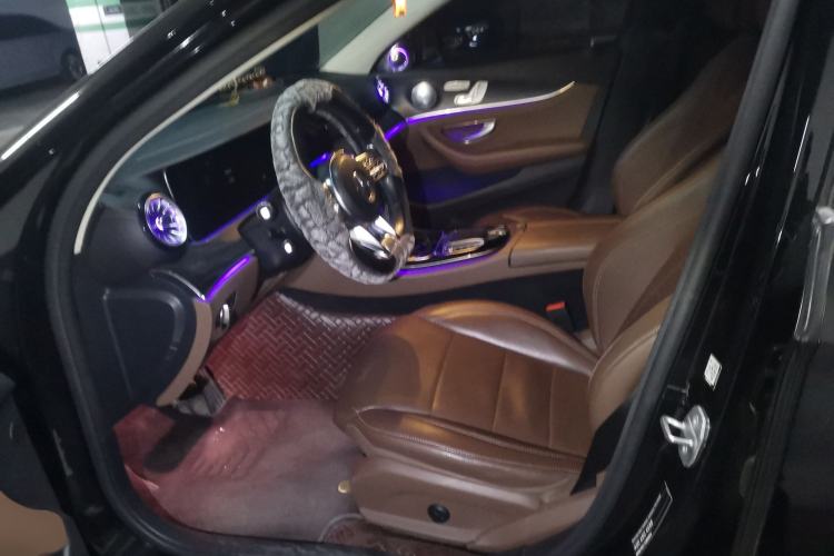 Used Mercedes-Benz E-Class 2016 E 300 L Sporty and Stylish Model