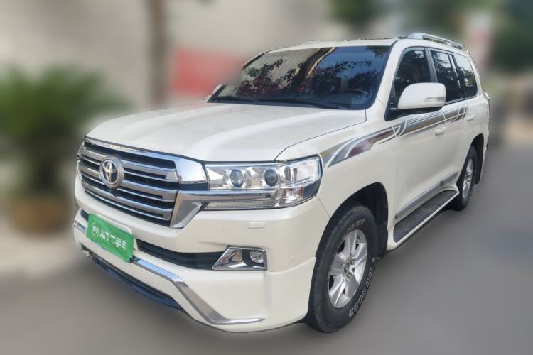 Used Toyota Land Cruiser 2017 (parallel import), 4.0L, sunroof, 8 seats