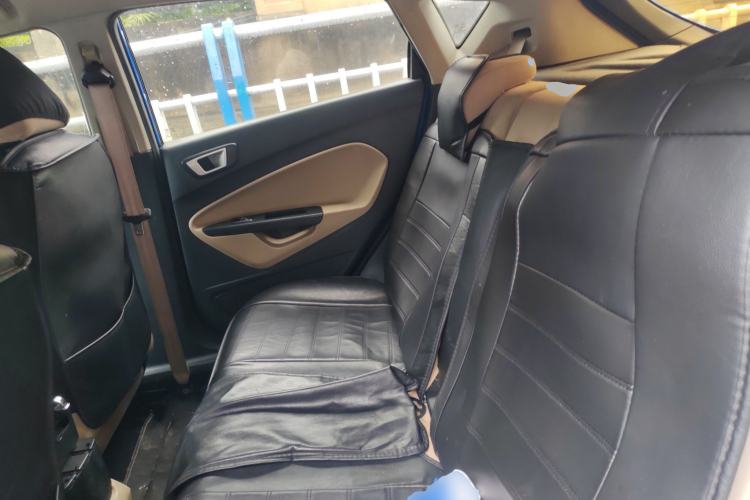 Used Ford Fiesta 2011 Hatchback 1.5L Automatic Fashion Edition
