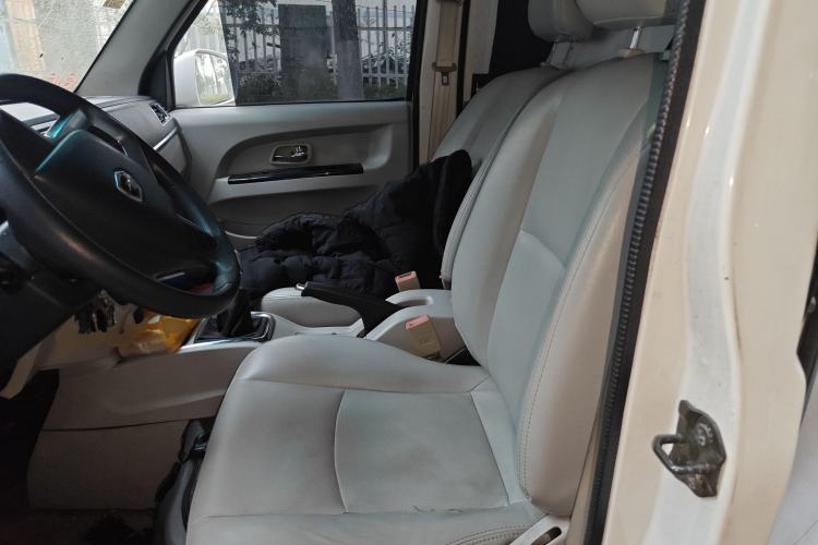 Used Jinbei New Hiace X30L 2016 1.5L Business Edition DLCG14 Left Front Seat