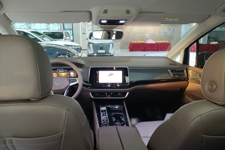 Used Volkswagen Viloran 2023 Revised 330TSI Business Edition Center Console