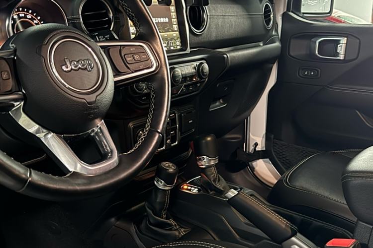 Used Jeep Gladiator 2022 3.6L Pioneer Edition
