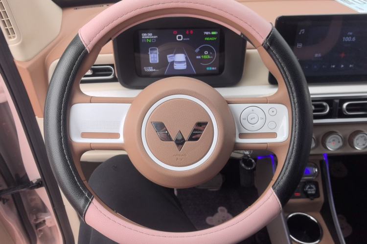 Used Wuling Hongguang MINIEV 2024 3rd Generation 215km Advanced Version
