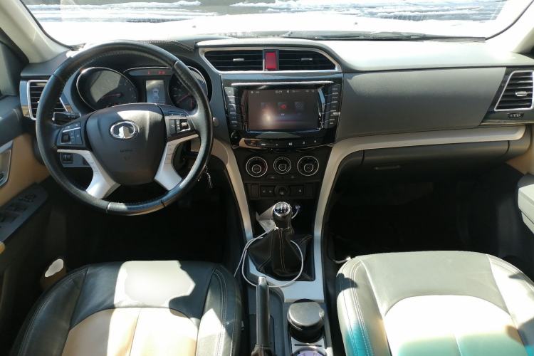 Used Great Wall Wingle 6 2014 2.4L 4x4 Navigation Edition 4G69 Center Console