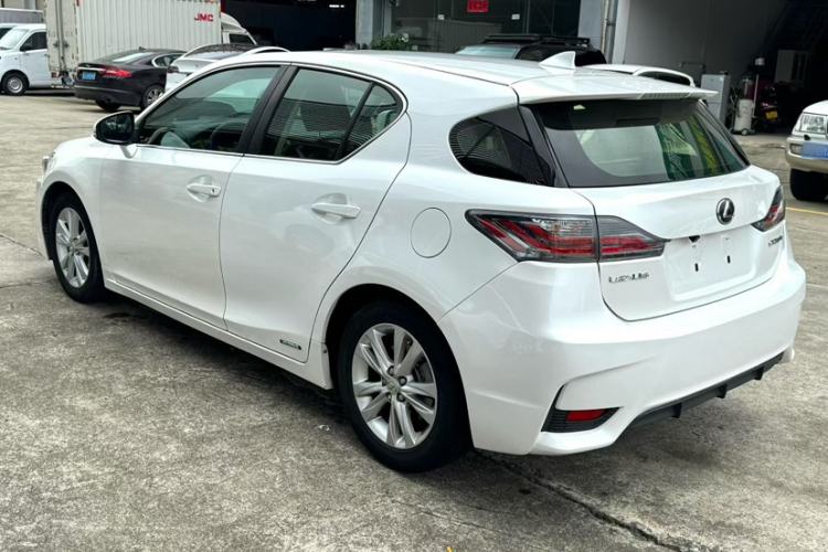 Used Lexus CT 2014 CT200h Elite Edition Monochrome