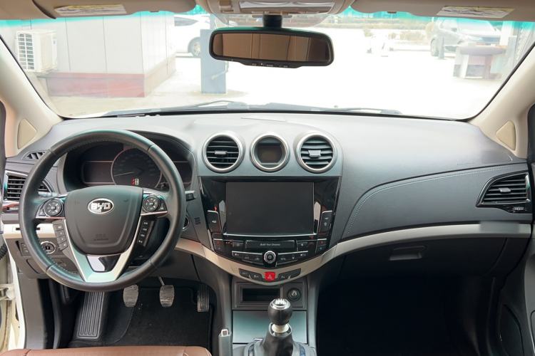 Used BYD S7 2015 1.5T Manual Luxury Model