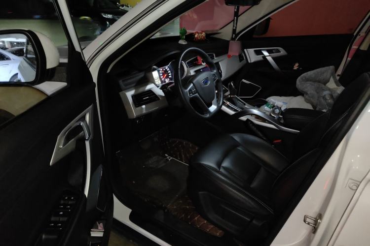 Used Geely Auto Emgrand X7 Sport 2018 1.8TD Automatic Two-Wheel Drive Zhiya Model Driver Seat