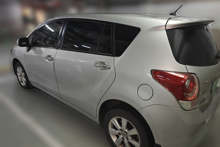 Used Toyota Verso 2014 Starlight 180E CVT Elite Edition
