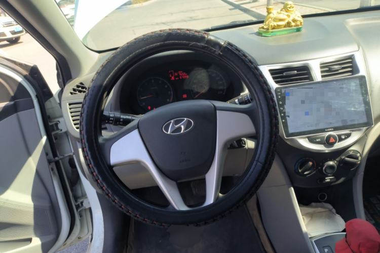 Used Hyundai Verna (older generation) 2010 Sedan 1.4L Automatic Comfort Model GS
