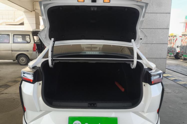 Used Dongfeng Aeolus Yixuan 2023 Mach Edition 1.5L Automatic Chasing Wind Version
