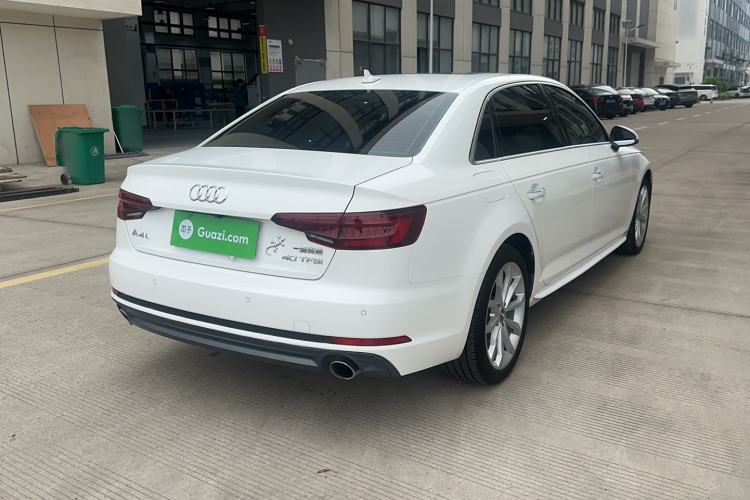 Used Audi A4L 2018 30th Anniversary Edition 40 TFSI Fashion Model Rear Right 45 Deg